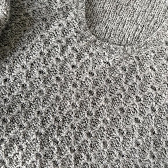 EILEEN FISHER 100% Baby Alpaca Soft Scoop Neckline Sweater in Gray Size L - Picture 8 of 13